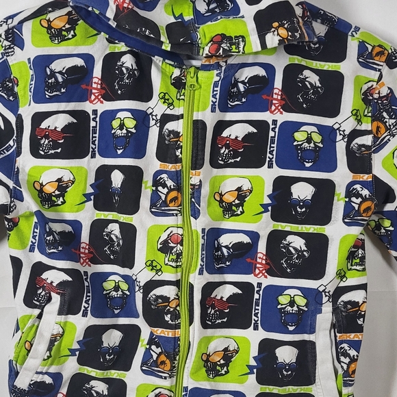 Kids Skulls Graphic Zip Hoodie in White,Pockets Sz M - Picture 2 of 13
